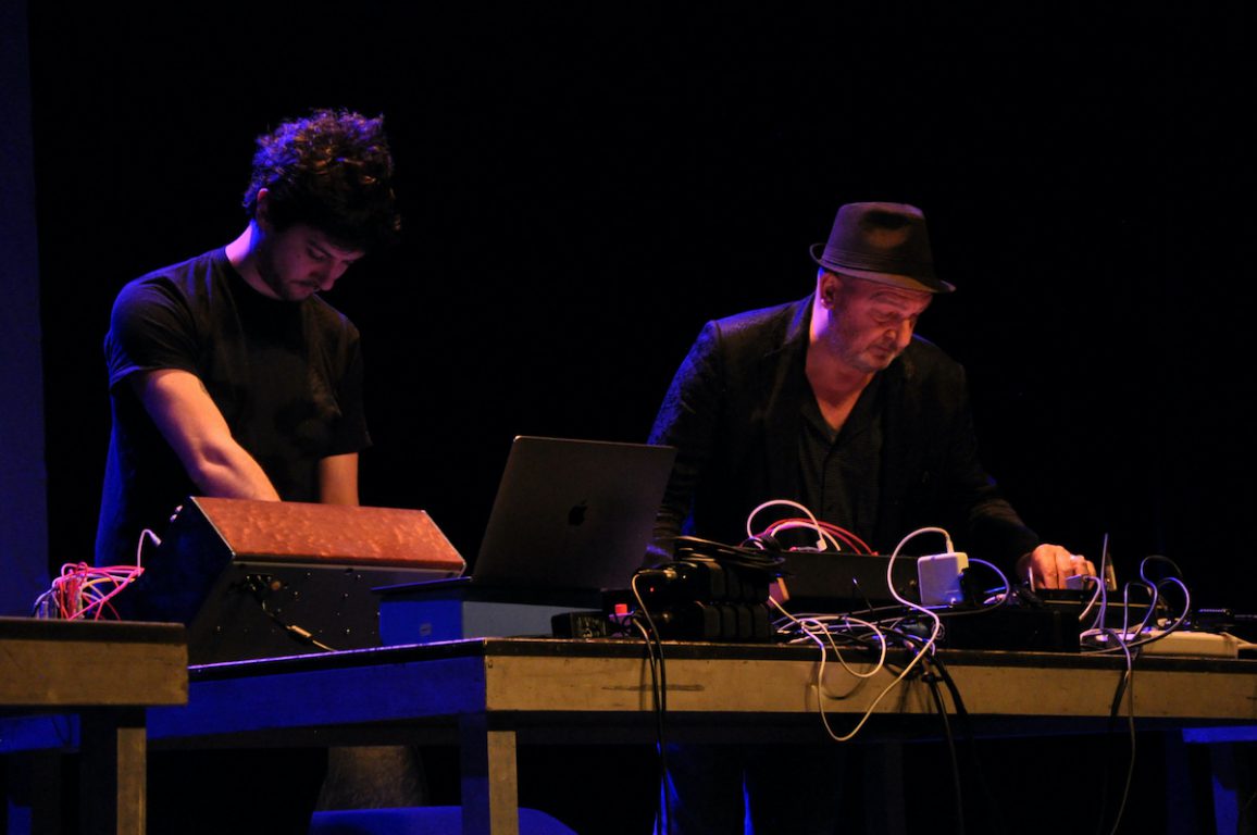 Didah Drieghe tijdens de Andre Stordeur Tribute in het Antenna Festival in Evergem