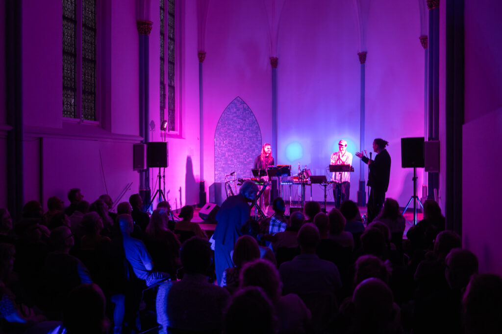 'DERVISH_CORE' door Finn Grah @Cultura Nova - (c) Luc Lodder