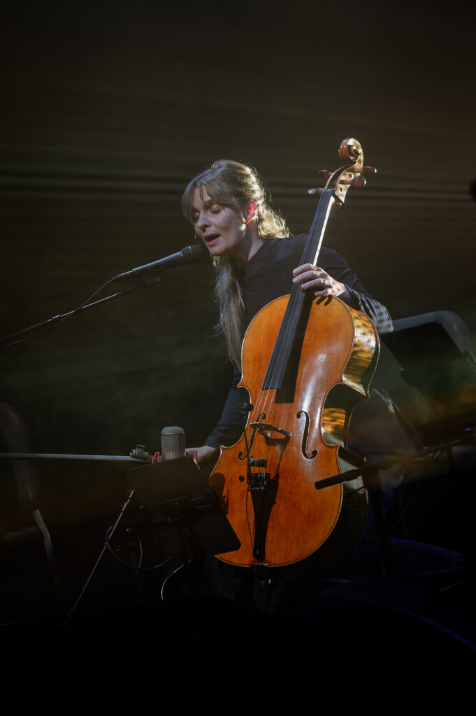 Hildur Guðnadóttir gaat diep met ‘Where to From’ Where to From @Holland Festival - (c) David Hup